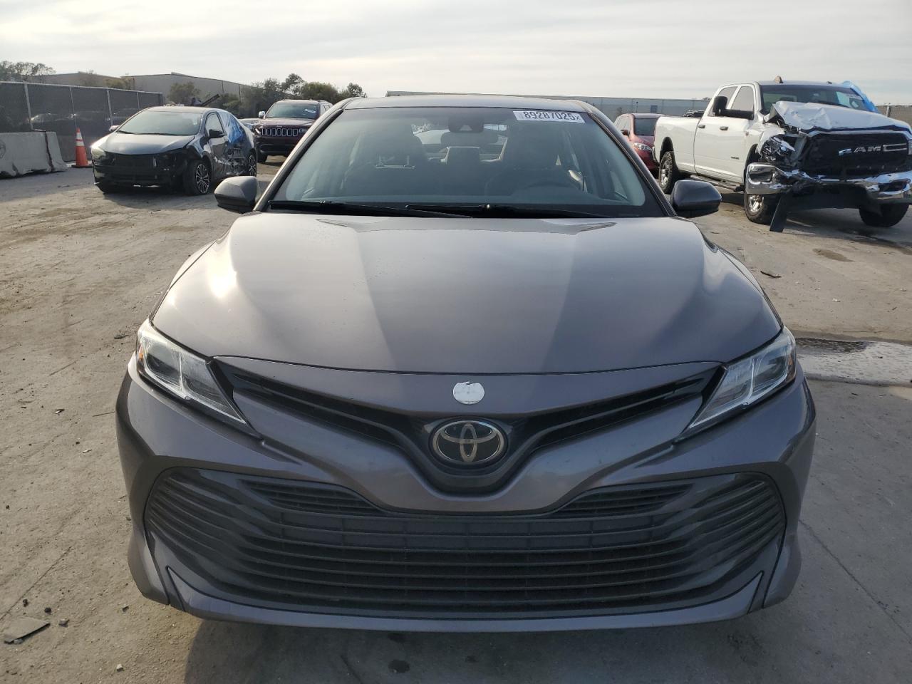2019 Toyota Camry VIN 4T1B11HK1KU250808 Copart auction photo, rear end / top/roof damage thumbnail 5