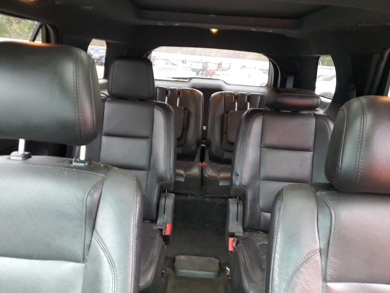 2015 Ford Explorer VIN 1FM5K8F82FGB23306 Copart auction photo, front end / rear end damage thumbnail 10