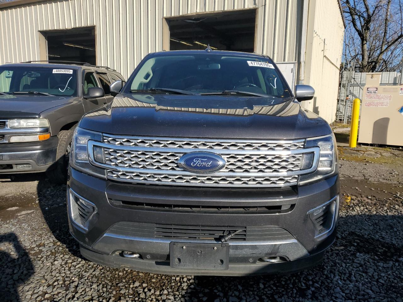 2018 Ford Expedition VIN 1FMJU1MT0JEA67720 Copart auction photo, normal wear damage thumbnail 5