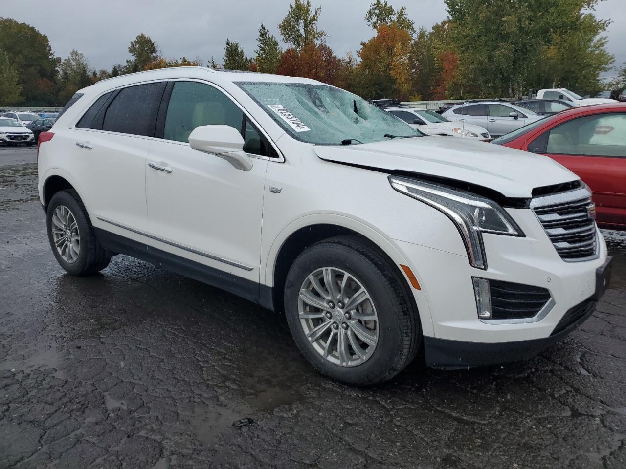 2017 Cadillac XT5 VIN 1GYKNDRS8HZ268415 Copart auction photo, front end / side damage thumbnail 4