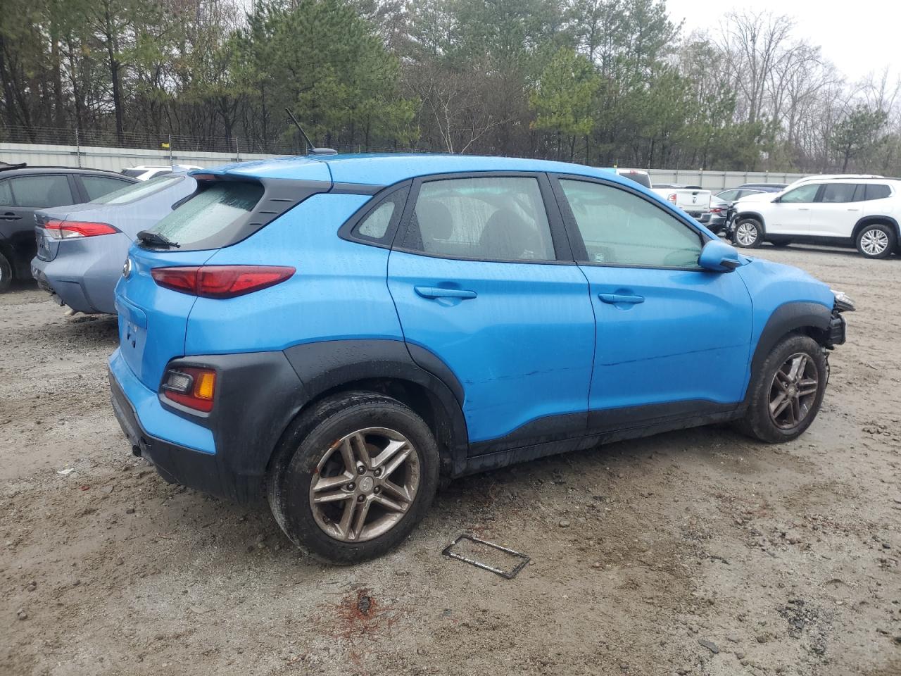 2021 Hyundai Kona VIN KM8K12AA5MU613332 Copart auction photo, all over damage thumbnail 3