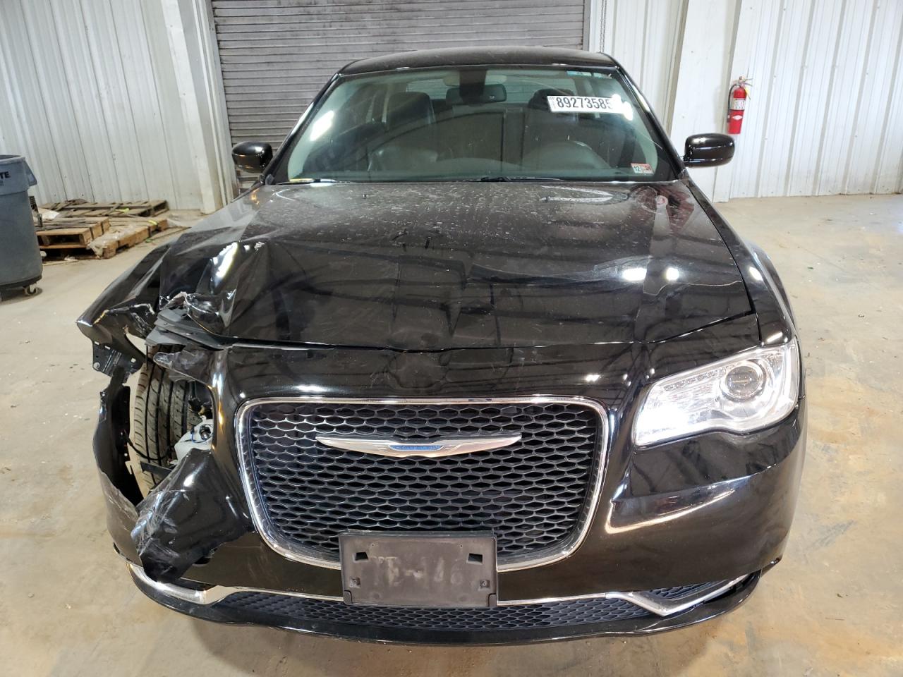2017 Chrysler 300 VIN 2C3CCAAG8HH646503 Copart auction photo, front end damage thumbnail 5