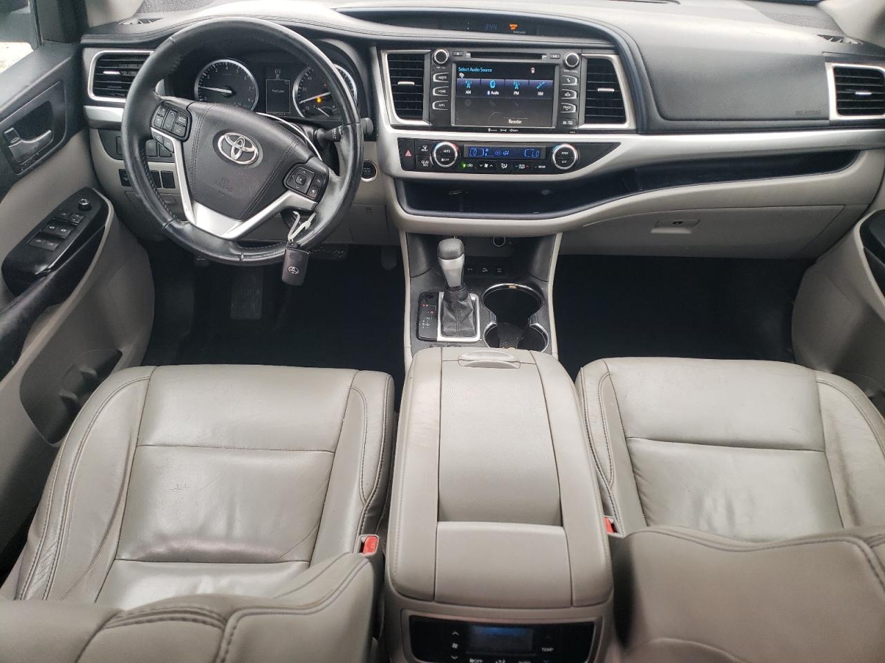 2016 Toyota Highlander VIN 5TDJKRFH1GS505603 Copart auction photo, rear end damage thumbnail 8
