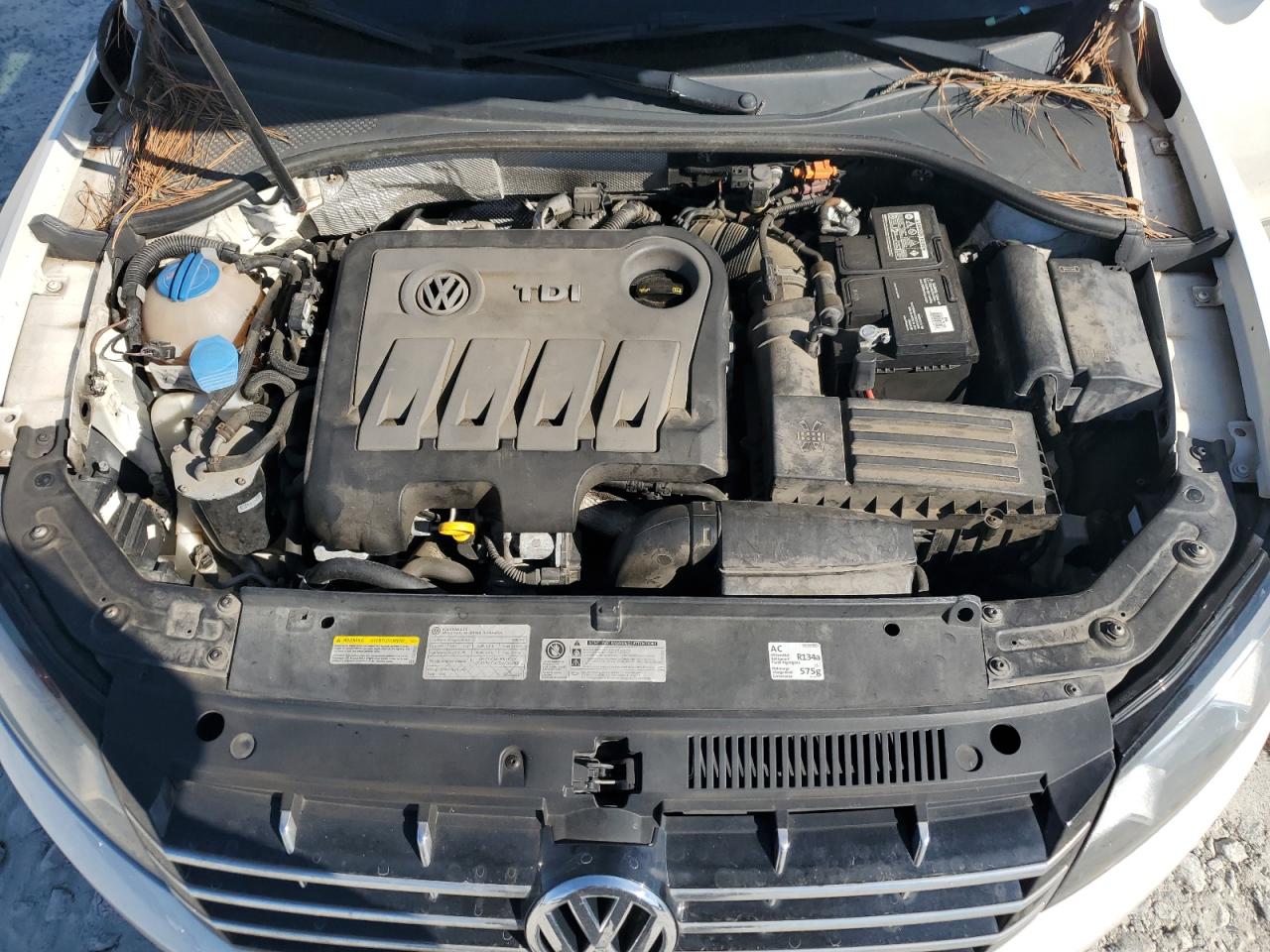 2014 Volkswagen Passat VIN 1VWCN7A37EC040885 Copart auction photo, all over damage thumbnail 11