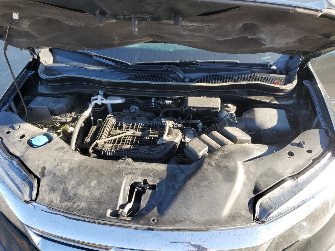 2019 Honda Pilot VIN 5FNYF5H50KB043966 Copart auction photo, side / front end damage thumbnail 13