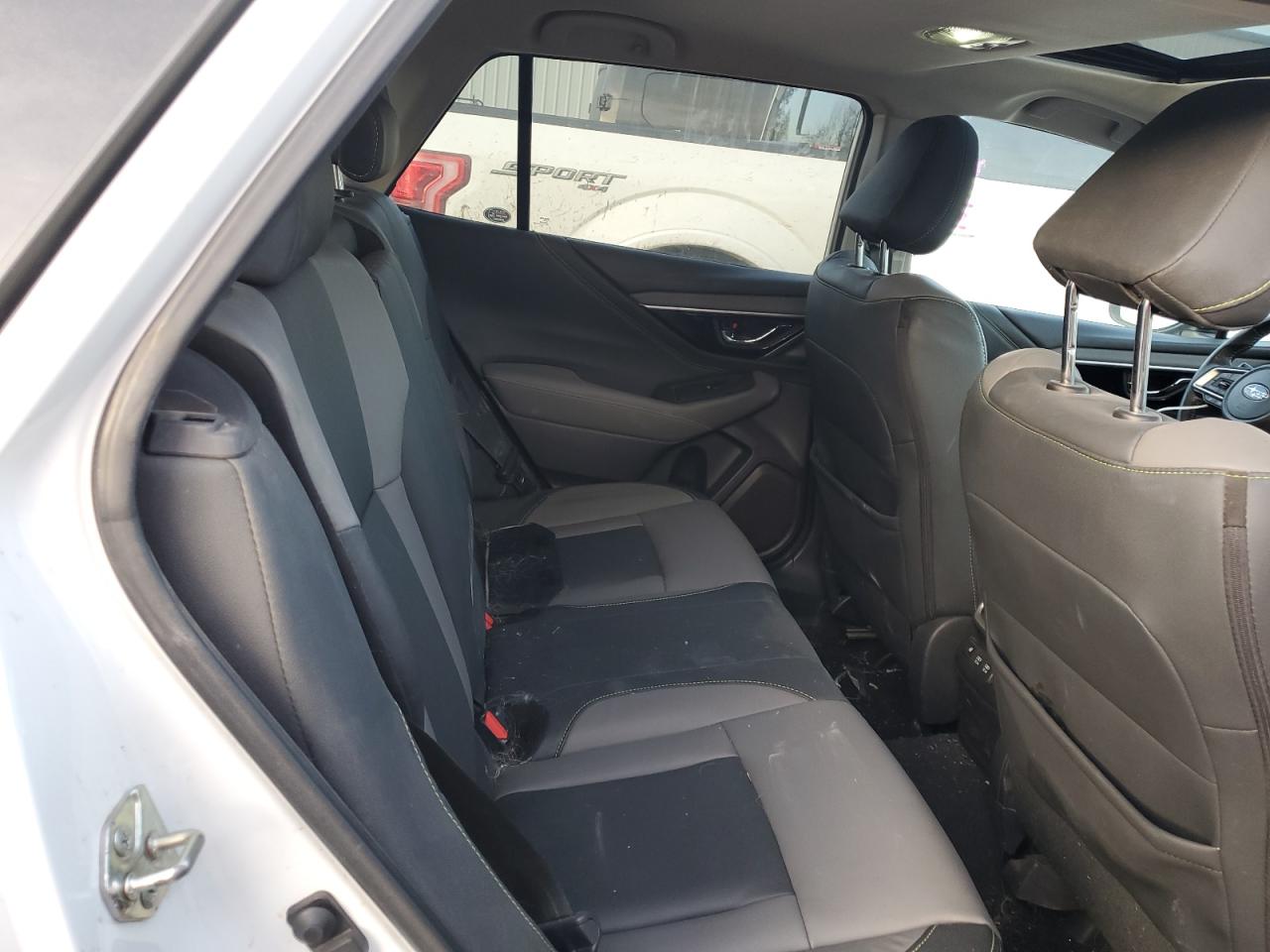 2020 Subaru Outback VIN 4S4BTGKD6L3156194 Copart auction photo, rear end damage thumbnail 10
