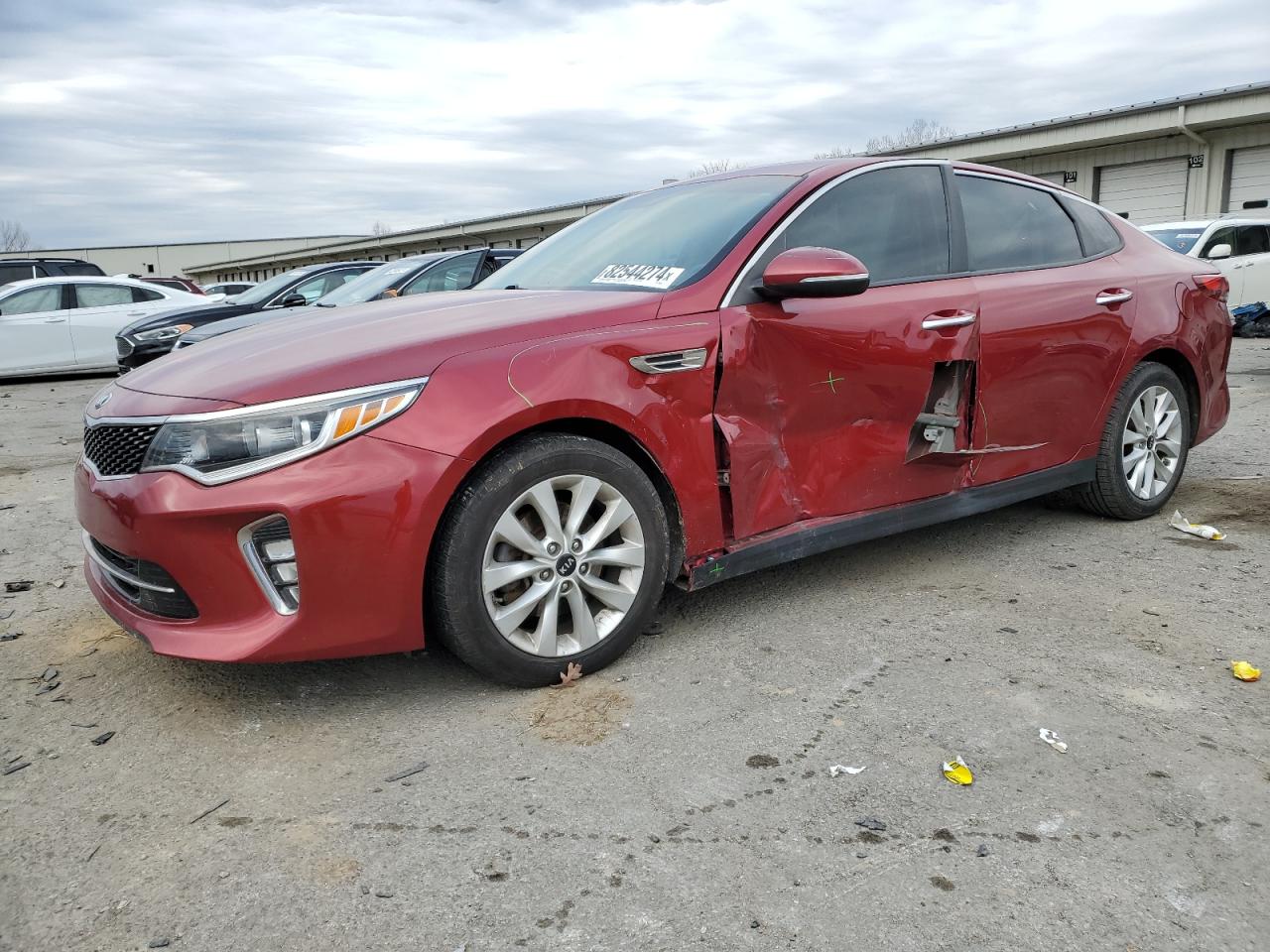 2018 KIA Optima VIN 5XXGT4L34JG205601