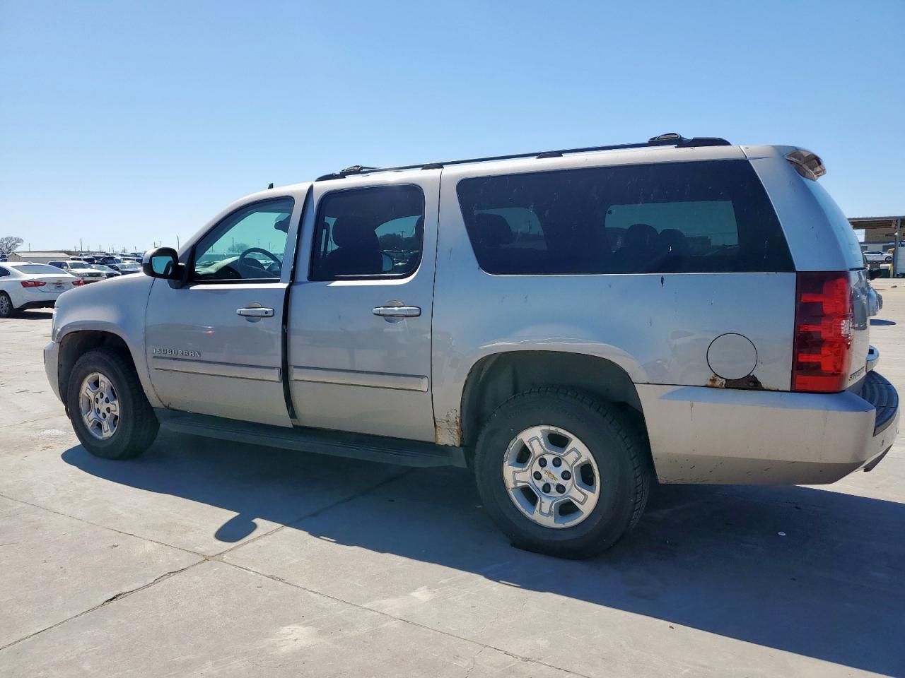 2007 Chevrolet Suburban VIN 1GNFK16307J181155 Copart auction photo, side / mechanical damage thumbnail 2