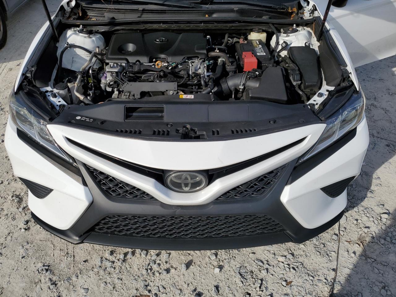 2018 Toyota Camry VIN 4T1B11HK4JU138924 Copart auction photo, rear end damage thumbnail 11