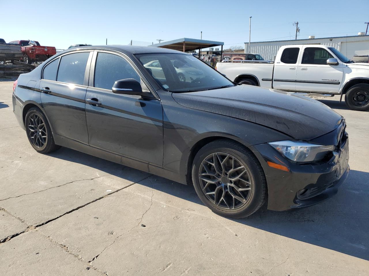 2014 BMW 3er VIN WBA3A5G5XENP32698 Copart auction photo, front end damage thumbnail 4