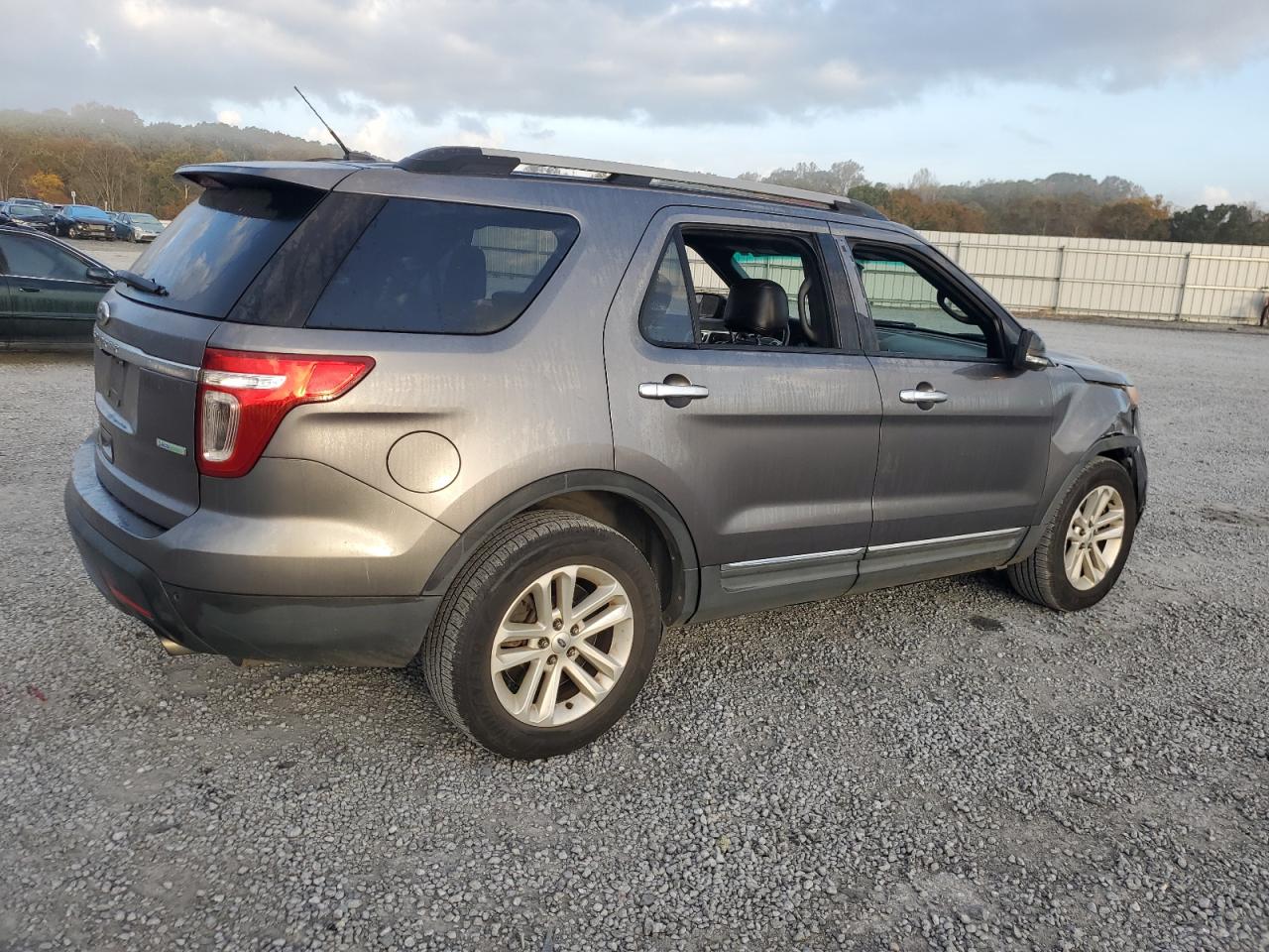 2013 Ford Explorer VIN 1FM5K7D95DGB71806 Copart auction photo, front end / minor dent/scratches damage thumbnail 3