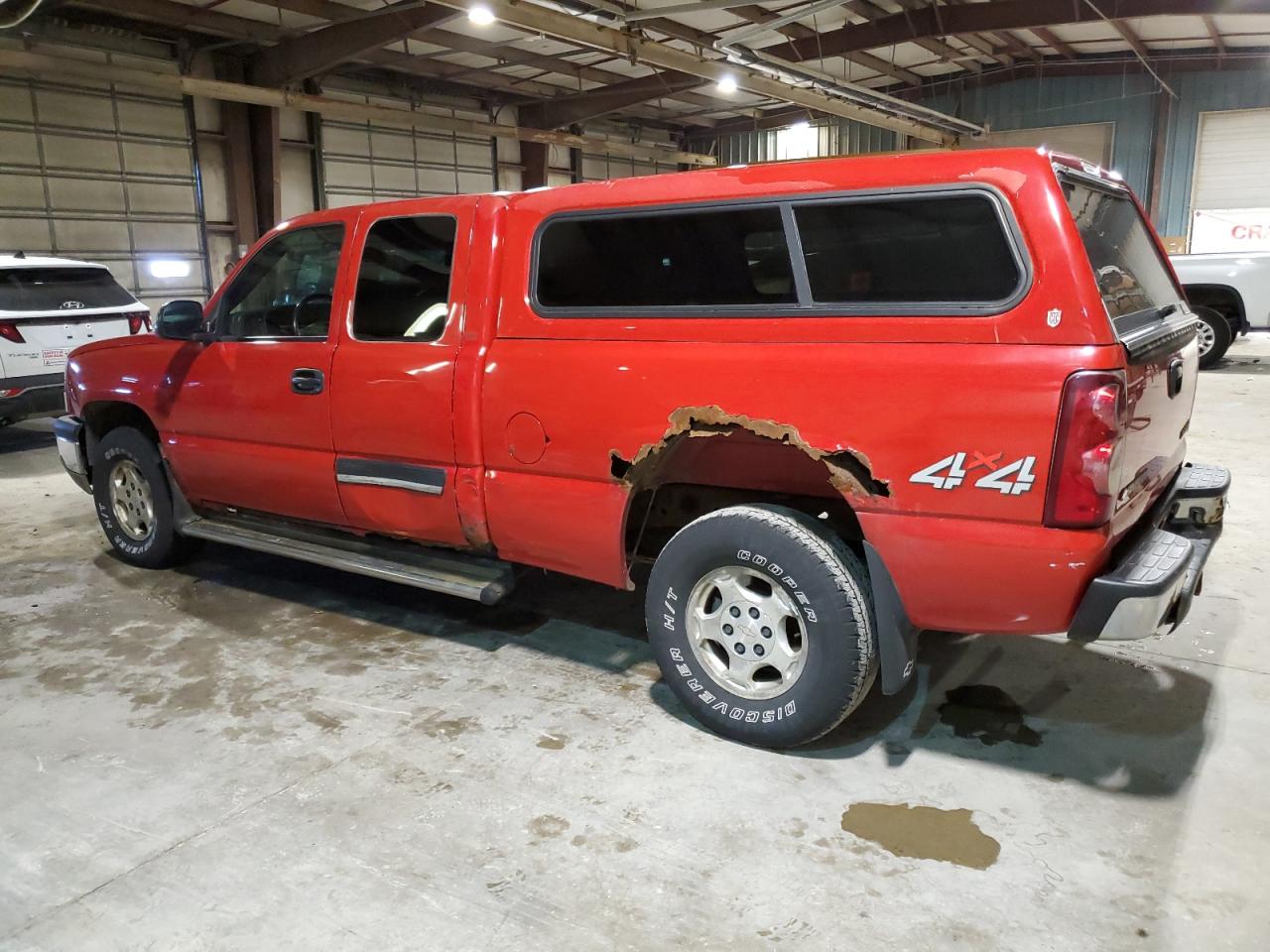2003 Chevrolet Silverado VIN 2GCEK19T931370679 Copart auction photo, rear end / minor dent/scratches damage thumbnail 2