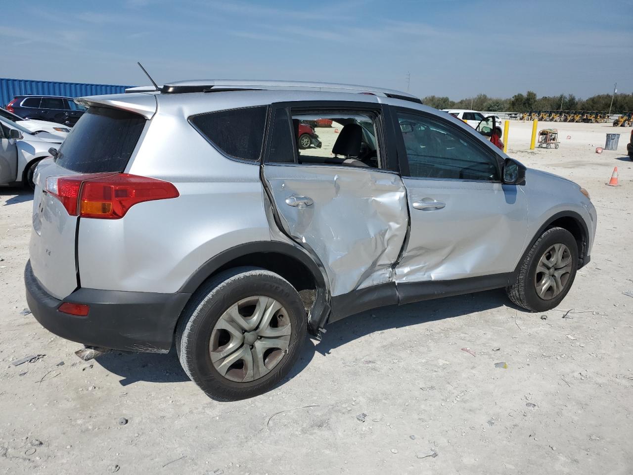 2013 Toyota RAV 4 VIN JTMZFREV0D5010924 Copart auction photo, undercarriage damage thumbnail 3