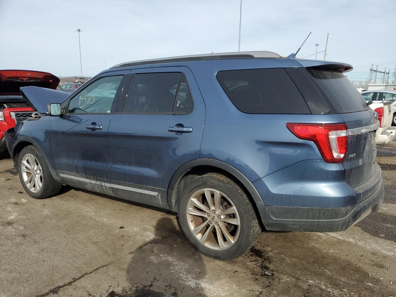 2019 Ford Explorer VIN 1FM5K8D82KGA39225 Copart auction photo, front end damage thumbnail 2