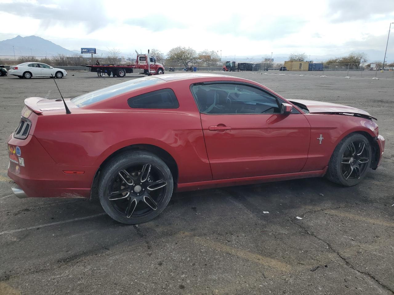 2013 Ford Mustang VIN 1ZVBP8AM1D5220905 Copart auction photo, front end damage thumbnail 3