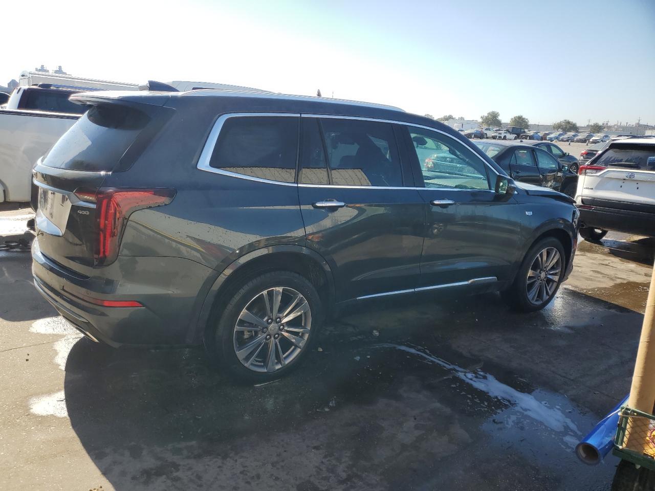2020 Cadillac XT6 VIN 1GYKPCRS1LZ156522 Copart auction photo, front end damage thumbnail 3