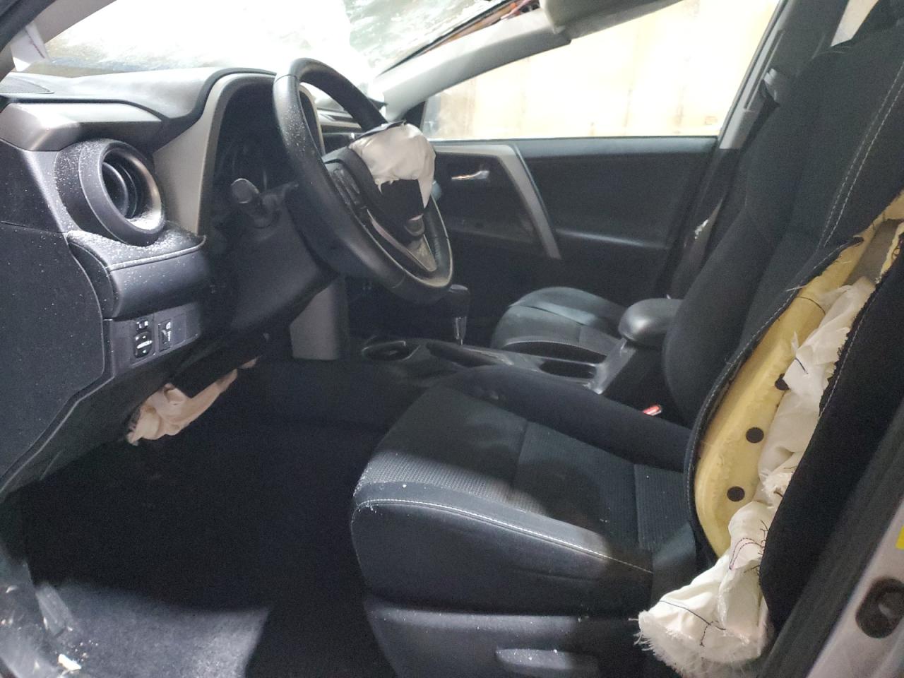 2016 Toyota RAV 4 VIN 2T3RFREV9GW476073 Copart auction photo, front end / side damage thumbnail 7