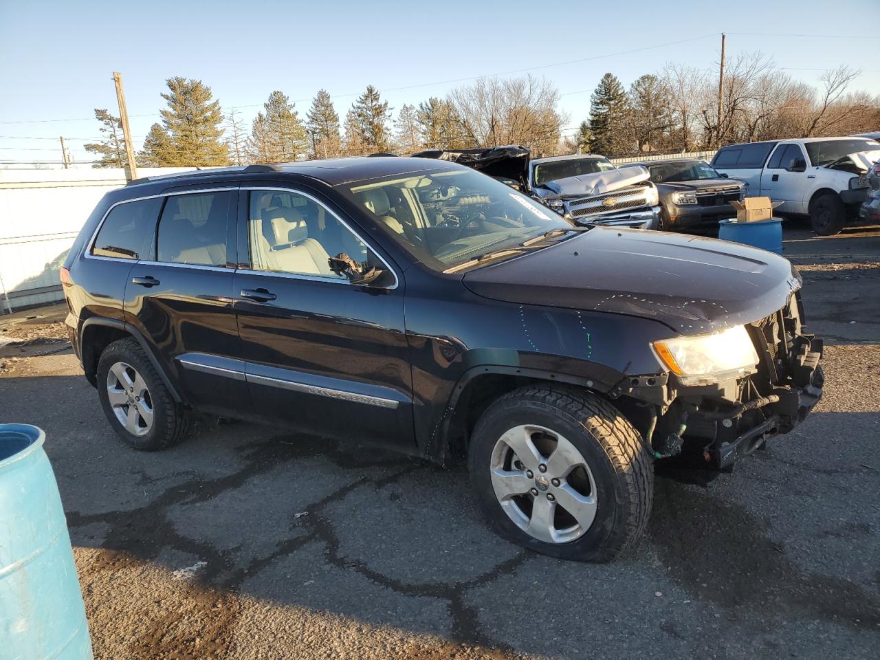 2011 Jeep Grand Cherokee VIN 1J4RR4GGXBC651333 Copart auction photo, front end damage thumbnail 4