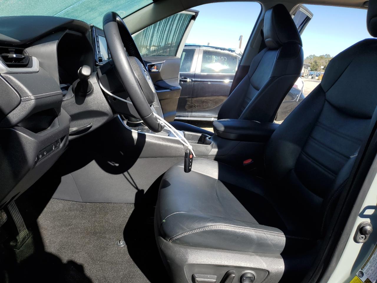 2021 Toyota RAV 4 VIN JTMC1RFV2MD071376 Copart auction photo, water/flood damage thumbnail 7