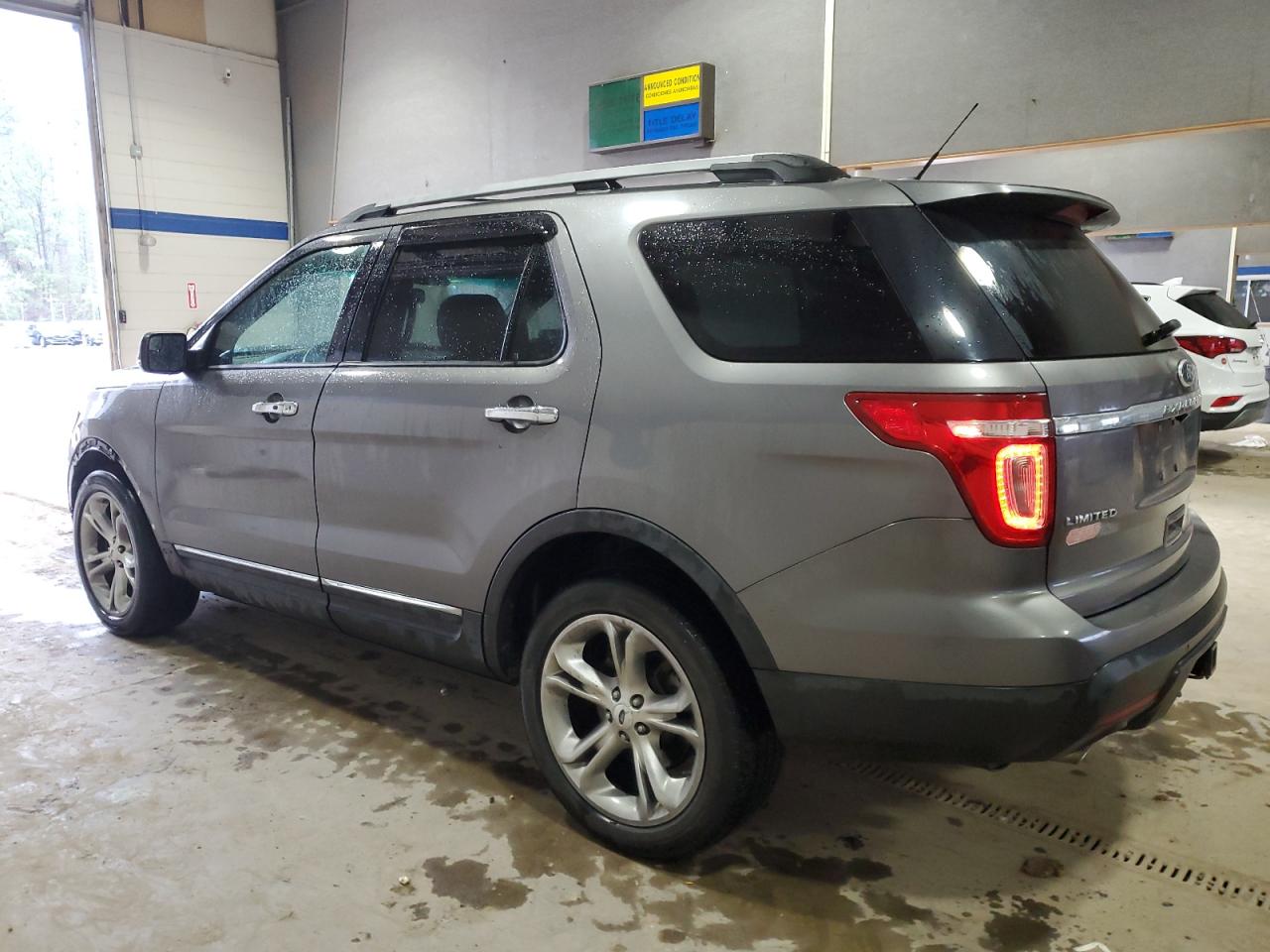 2013 Ford Explorer VIN 1FM5K8F88DGA74254 Copart auction photo, front end / side damage thumbnail 2