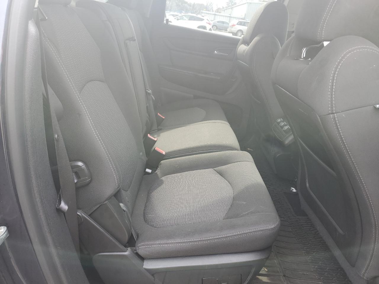 2016 Chevrolet Traverse VIN 1GNKVGKD6GJ336069 Copart auction photo, rear end / minor dent/scratches damage thumbnail 11
