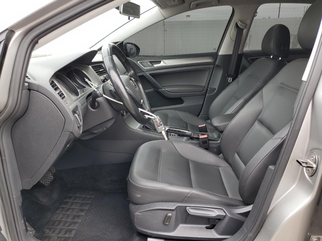 2015 Volkswagen Golf VIN 3VW217AU0FM011034 Copart auction photo, side / minor dent/scratches damage thumbnail 7
