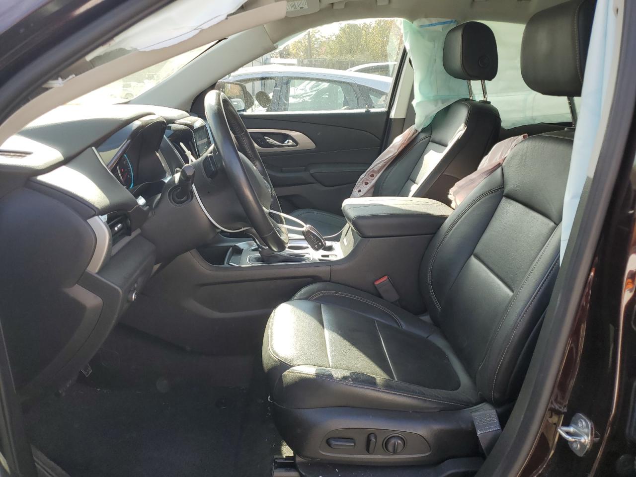 2020 Chevrolet Traverse VIN 1GNEVHKW0LJ129661 Copart auction photo, side damage thumbnail 7