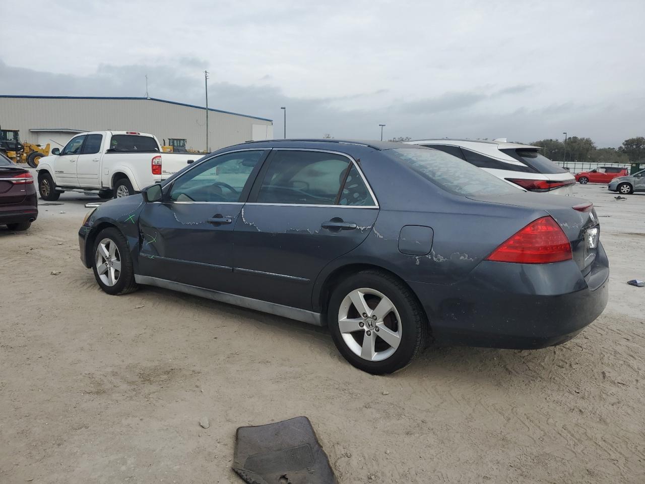 2007 Honda Accord VIN 3HGCM56427G702062 Copart auction photo, side damage thumbnail 2