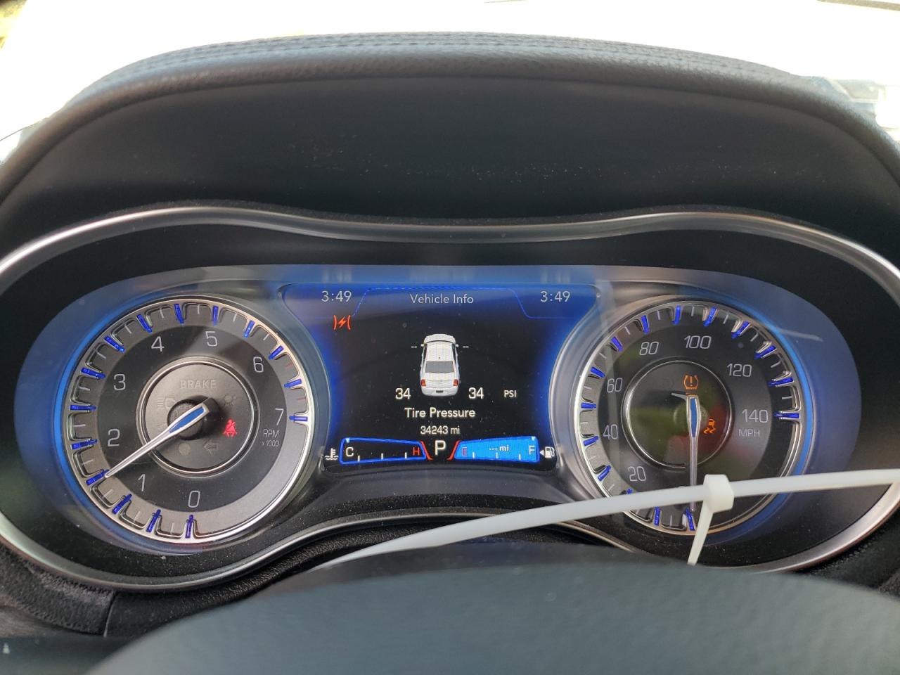 2019 Chrysler 300 VIN 2C3CCAAG4KH634369 Copart auction photo, front end / side damage thumbnail 9