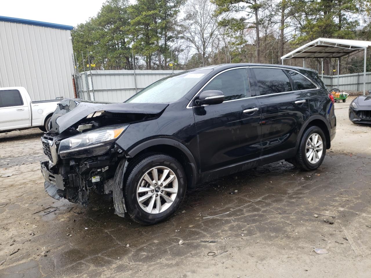 2019 KIA Sorento VIN 5XYPG4A37KG593329