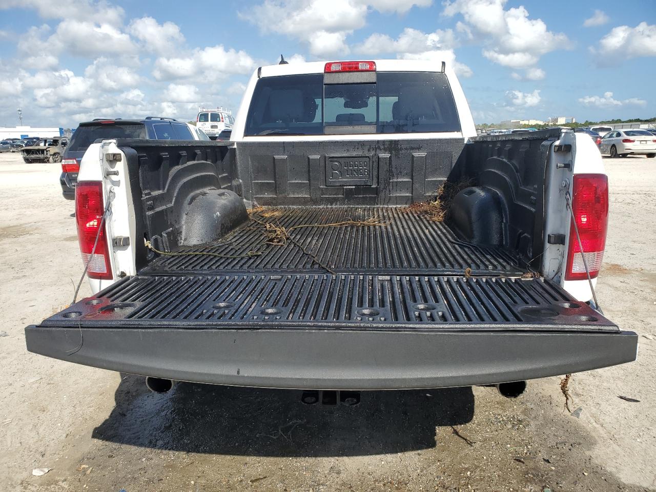 2019 RAM 1500 VIN 1C6RR6TT4KS657534 Copart auction photo, water/flood damage thumbnail 6