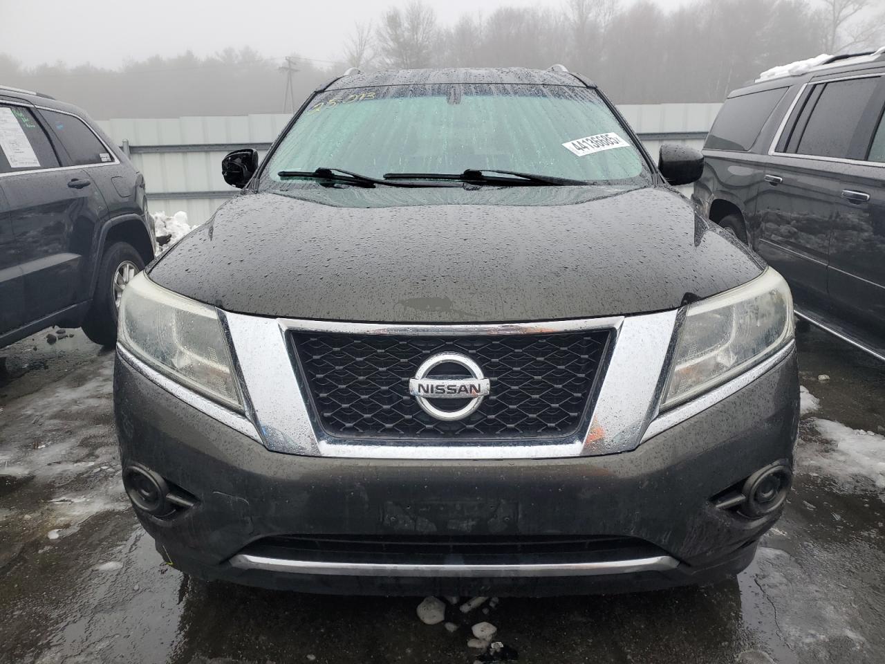 2016 Nissan Pathfinder VIN 5N1AR2MM3GC604648 Copart auction photo, all over damage thumbnail 5