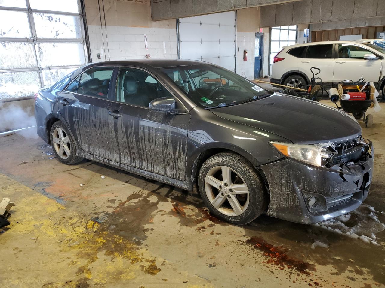 2014 Toyota Camry VIN 4T1BF1FK1EU470779 Copart auction photo, front end / minor dent/scratches damage thumbnail 4