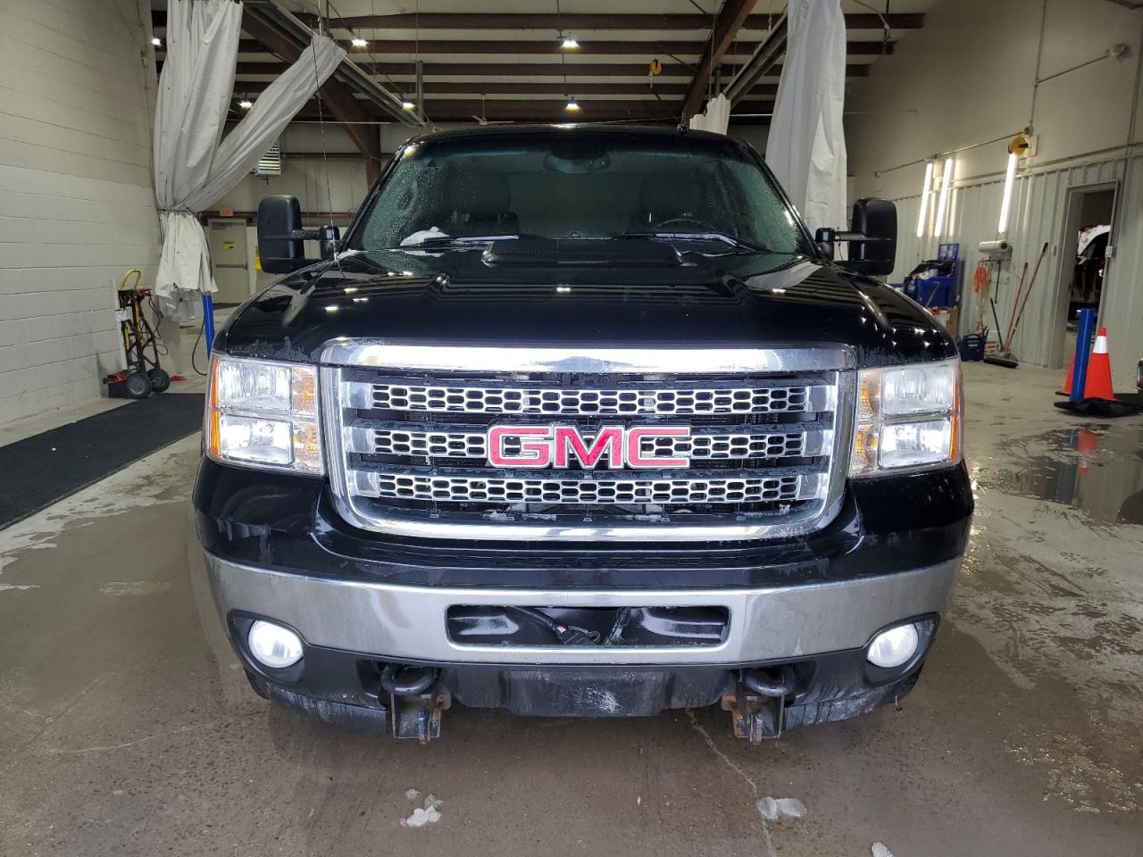 2012 GMC Sierra VIN 1GT220CG7CZ255935 Copart auction photo, side damage thumbnail 5