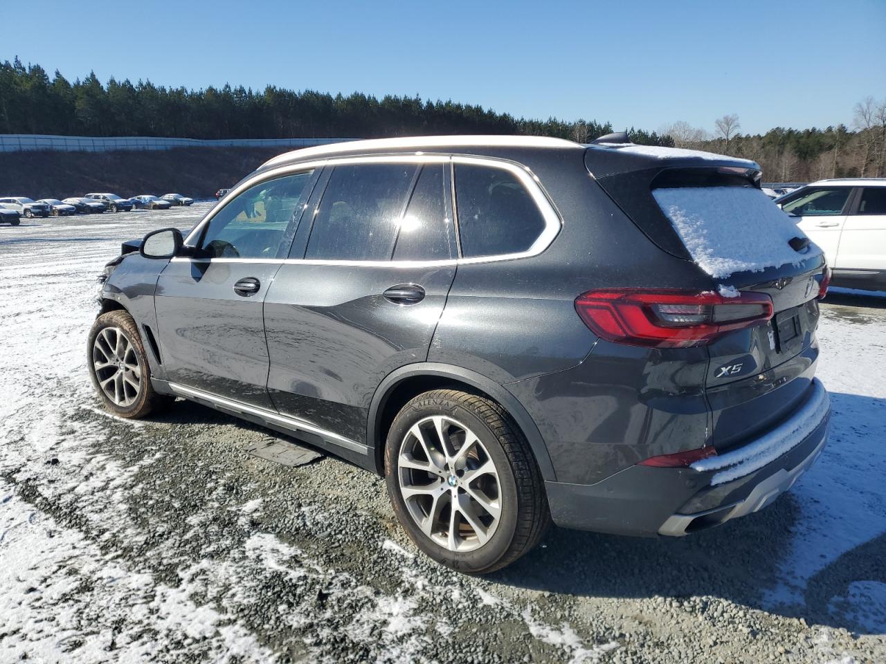 2020 BMW X5 VIN 5UXCR4C0XL9B32402 Copart auction photo, front end damage thumbnail 2