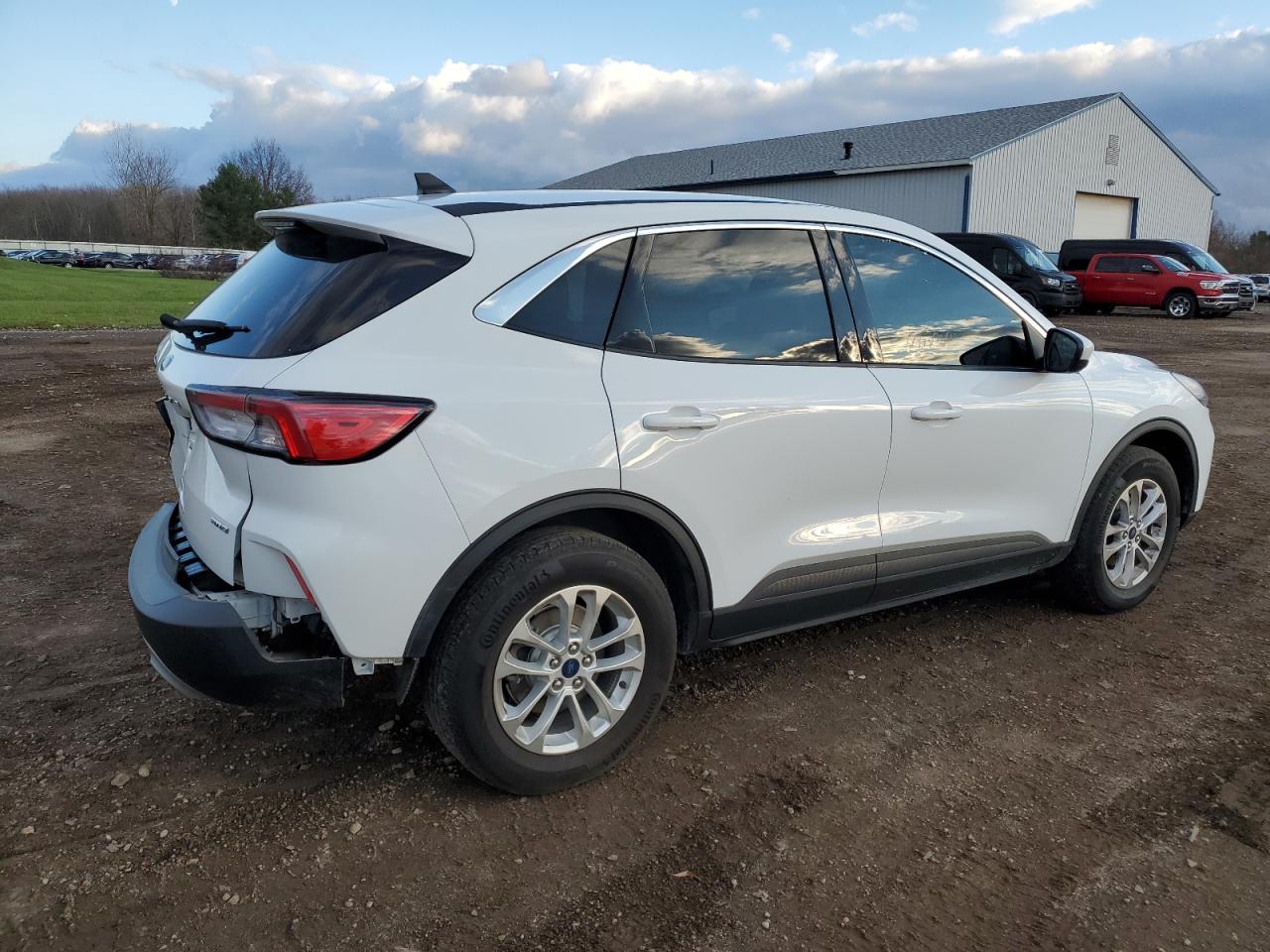 2021 Ford Escape VIN 1FMCU9G64MUA18026 Copart auction photo, rear end damage thumbnail 3