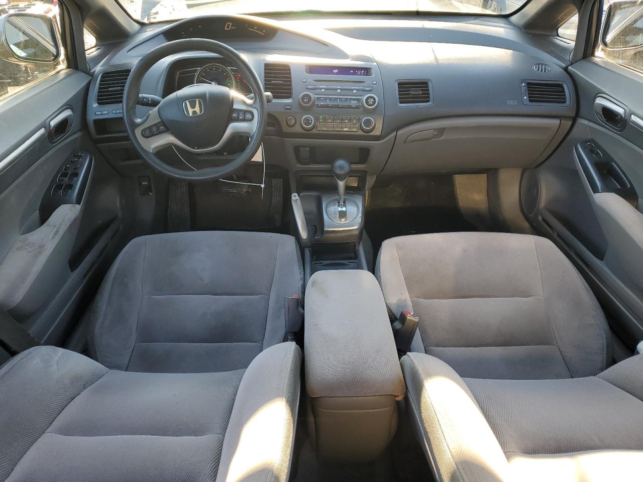 2006 Honda Civic VIN 2HGFA16806H528685 Copart auction photo, rear end / minor dent/scratches damage thumbnail 8