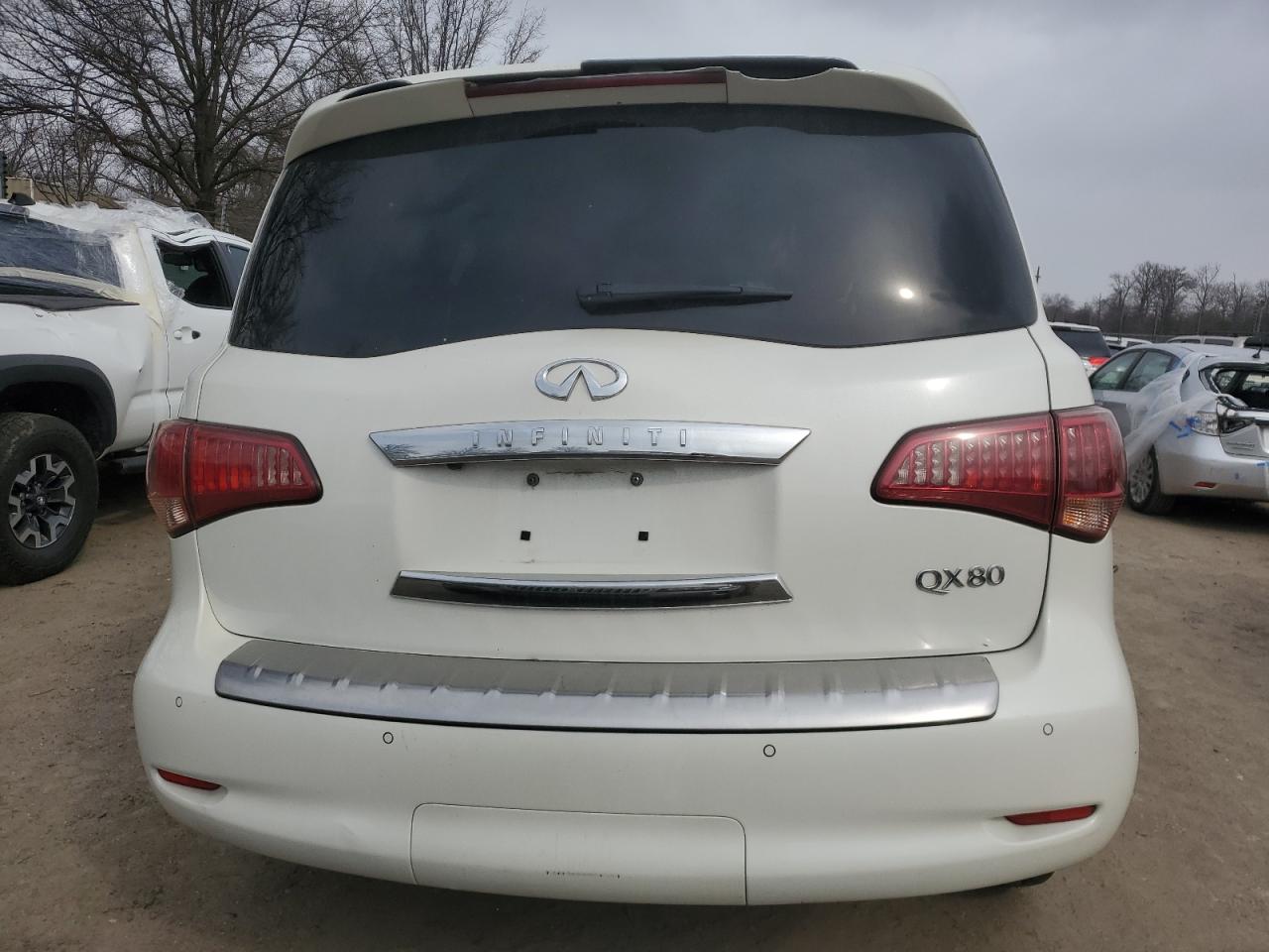 2016 Infiniti QX80 VIN JN8AZ2NF1G9610051 Copart auction photo, undercarriage / minor dent/scratches damage thumbnail 6