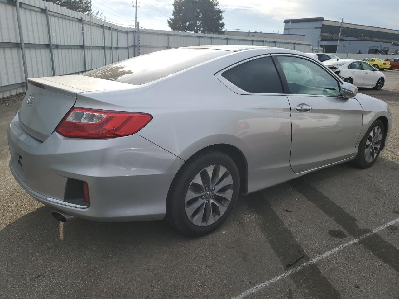 2015 Honda Accord VIN 1HGCT1B79FA002497 Copart auction photo, front end / side damage thumbnail 3