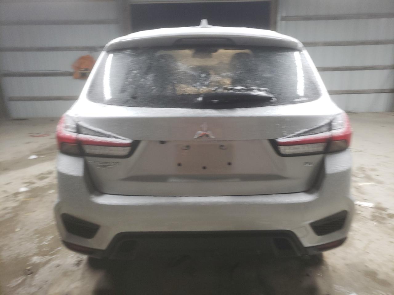 2024 Mitsubishi Outlander VIN JA4ARUAU0RU002530 Copart auction photo, side damage thumbnail 6