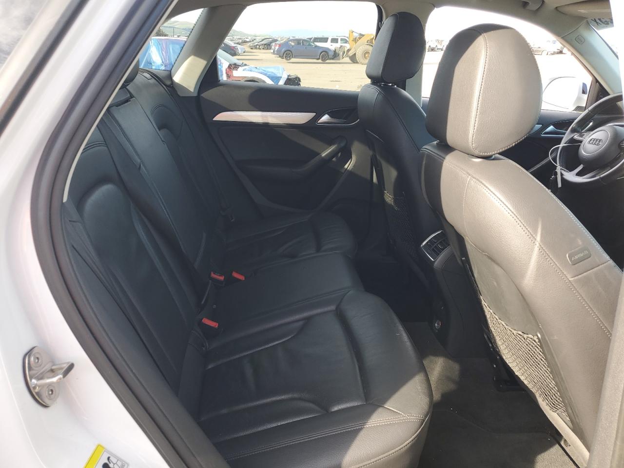 2015 Audi Q3 VIN WA1EFCFS5FR008916 Copart auction photo, front end / side damage thumbnail 10