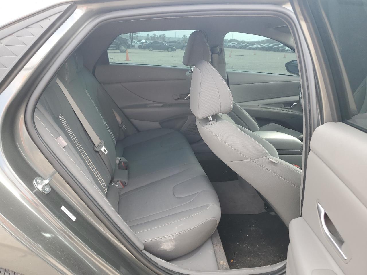 2024 Hyundai Elantra VIN KMHLM4DG9RU704585 Copart auction photo, side / rear end damage thumbnail 10
