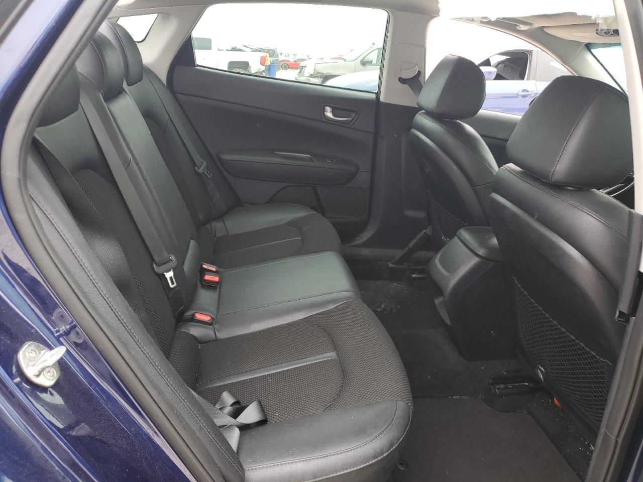 2019 KIA Optima VIN 5XXGT4L35KG376441 Copart auction photo, all over damage thumbnail 10