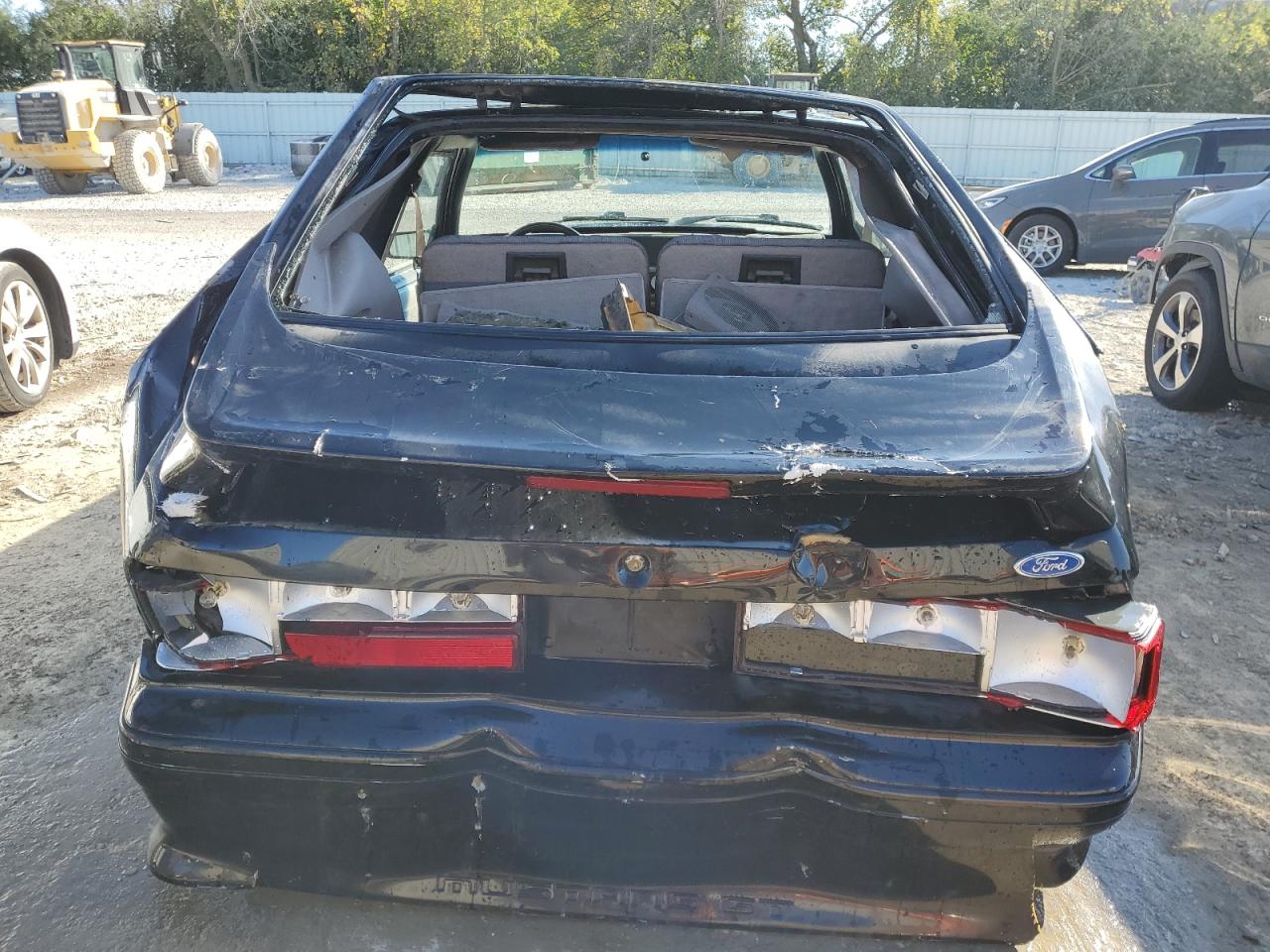 1990 Ford Mustang VIN 1FACP42EXLF180622 Copart auction photo, all over damage thumbnail 6