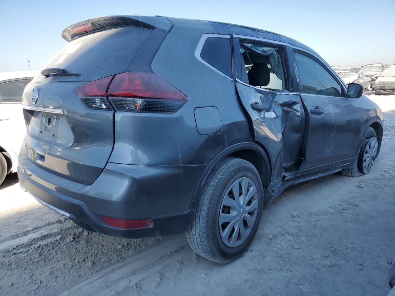 2018 Nissan Rogue VIN 5N1AT2MT1JC729082 Copart auction photo, all over damage thumbnail 3
