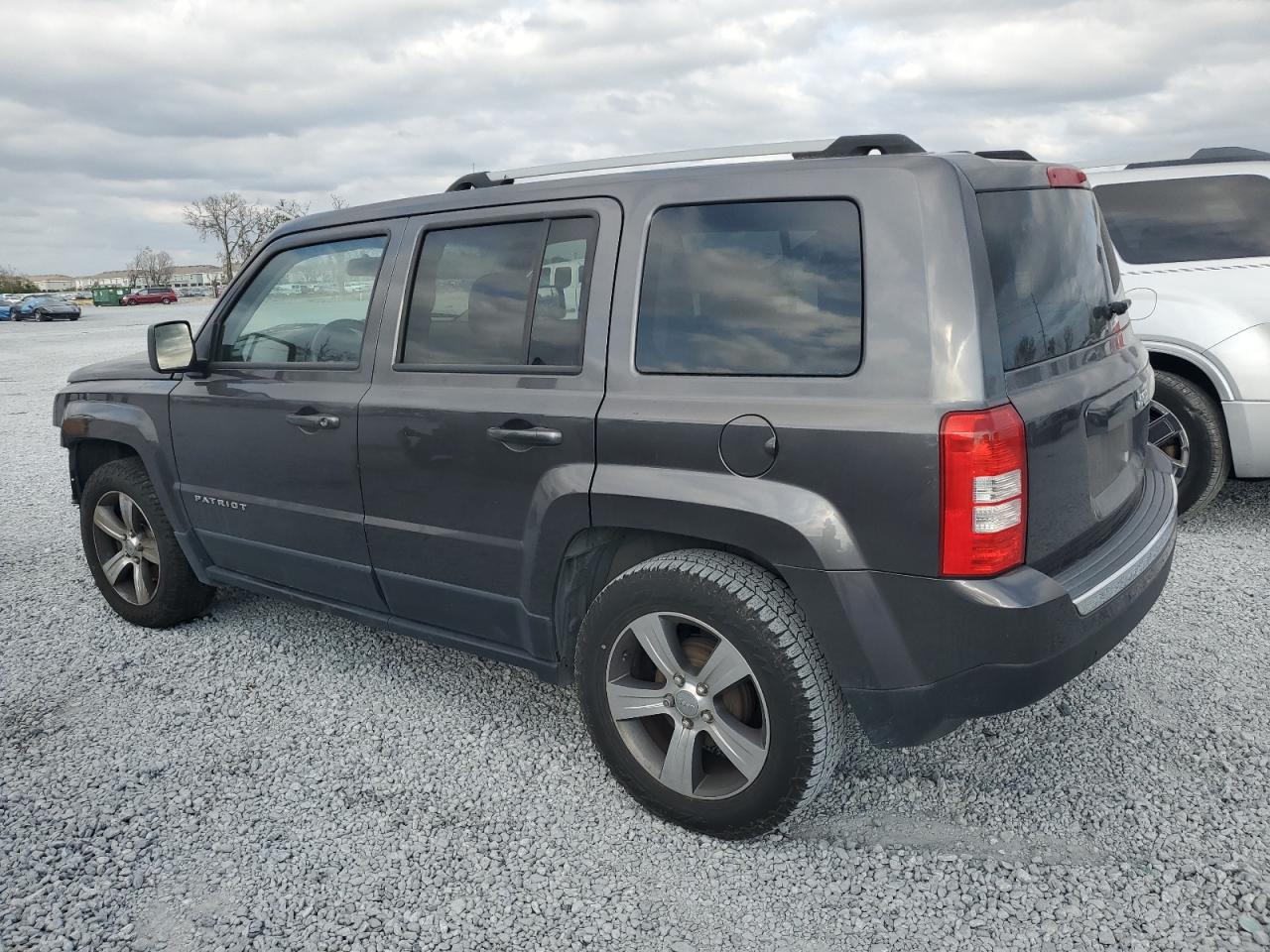 2016 Jeep Liberty (Patriot) VIN 1C4NJPFA6GD678315 Copart auction photo, front end damage thumbnail 2