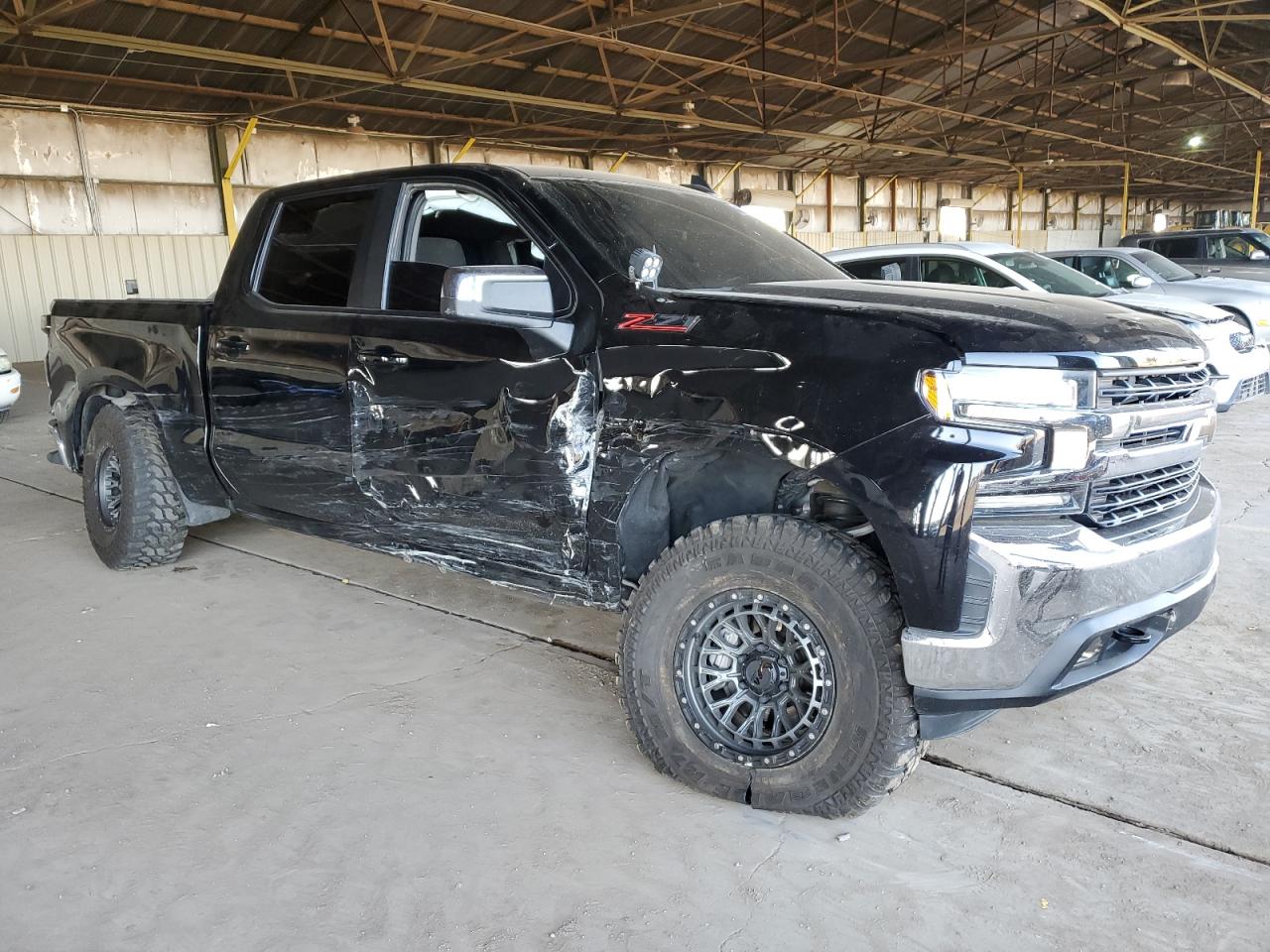 2019 Chevrolet Silverado VIN 1GCUYDED2KZ103643 Copart auction photo, all over / undercarriage damage thumbnail 4