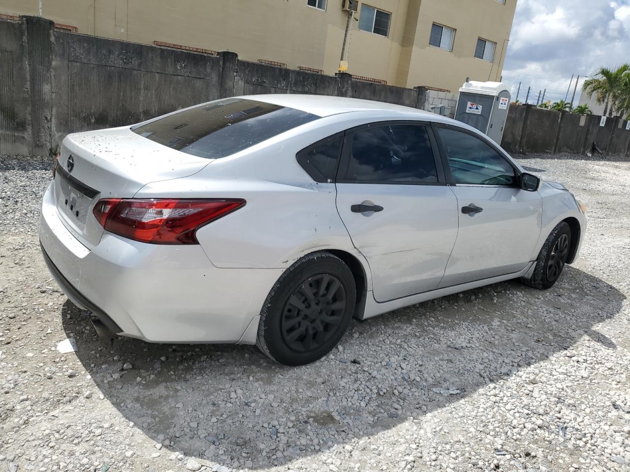 2016 Nissan Altima VIN 1N4AL3AP1GC262651 Copart auction photo, front end / rear end damage thumbnail 3