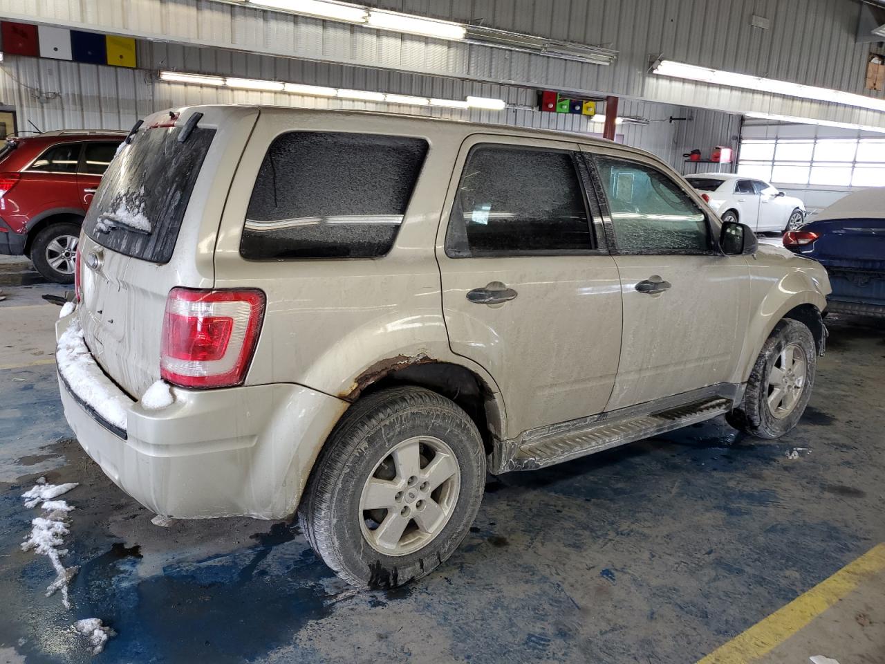 2012 Ford Escape VIN 1FMCU9C78CKB34211 Copart auction photo, front end damage thumbnail 3