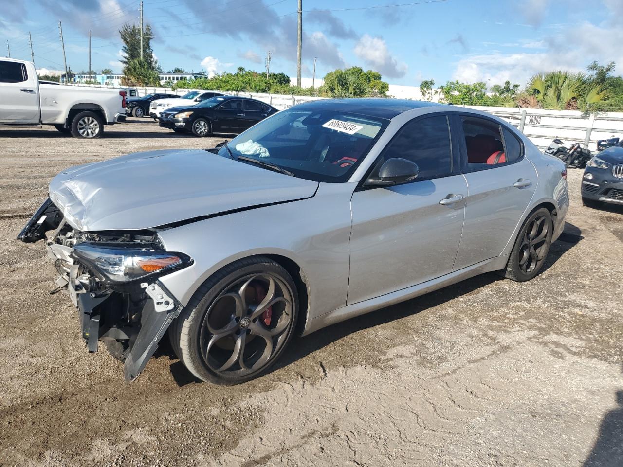 2019 Alfa Romeo Giulia VIN ZARFAMBN2K7621392